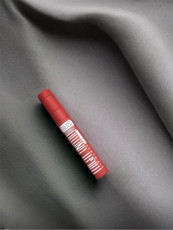 Might cinema lipgloss matte waterproof grade 210