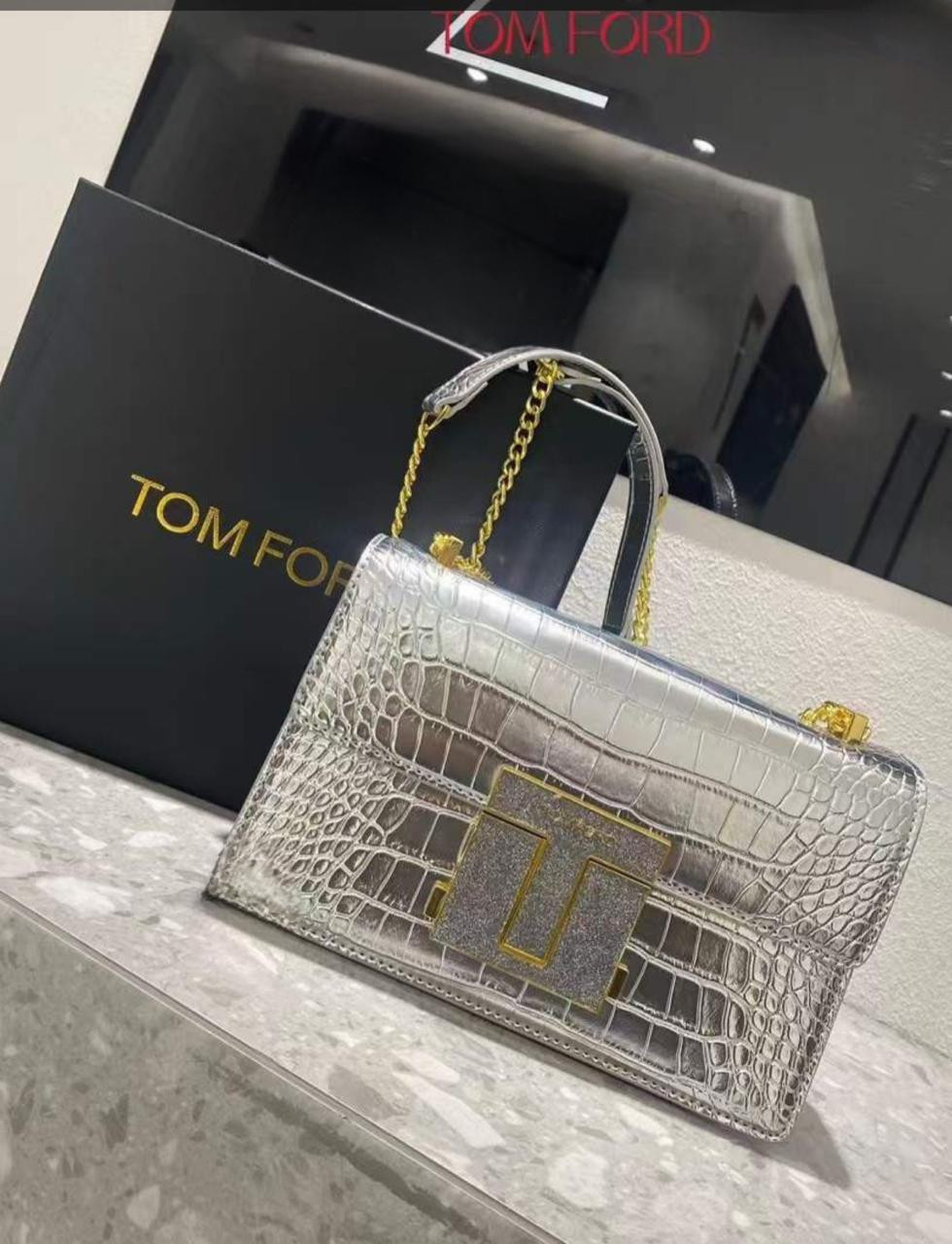 TOMFORD